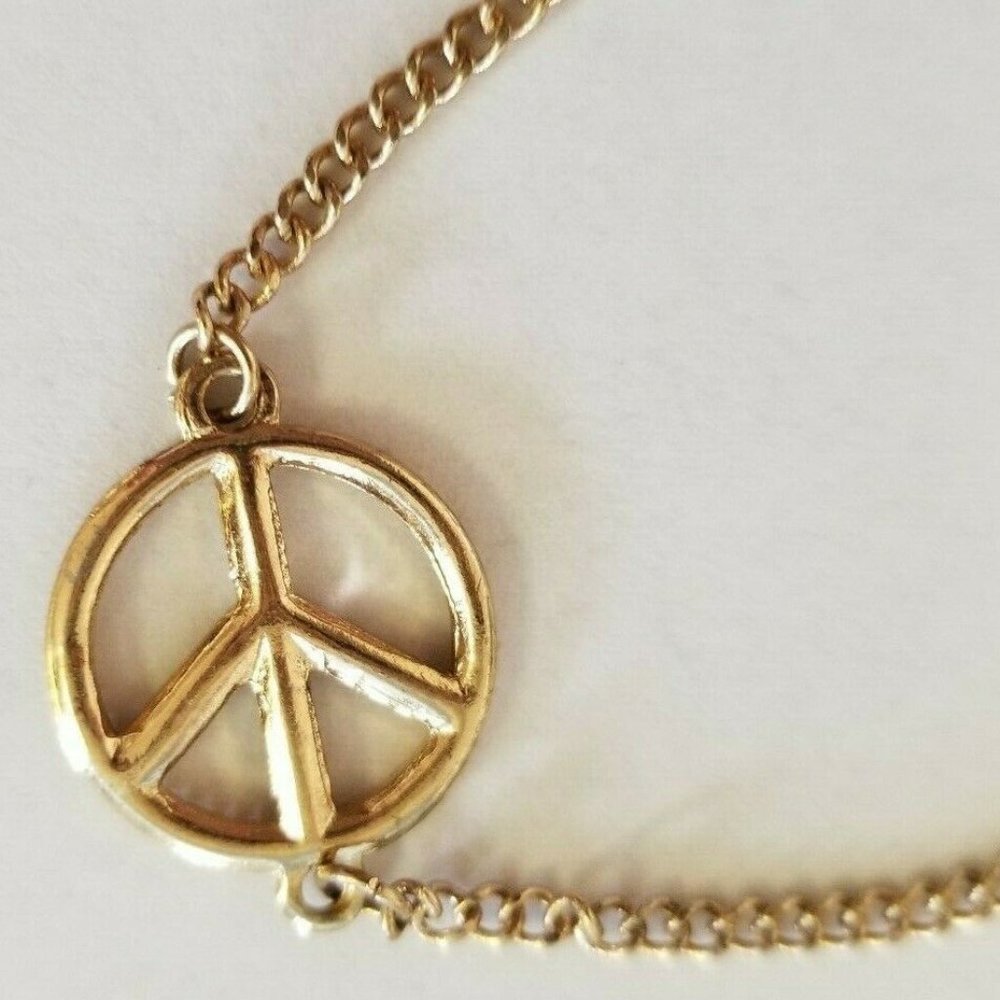 Goldtone PEACE SIGN with Rhinestones Bracelet - Picture 4 of 5